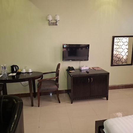 Morogoro Flomi Hotel מראה חיצוני תמונה