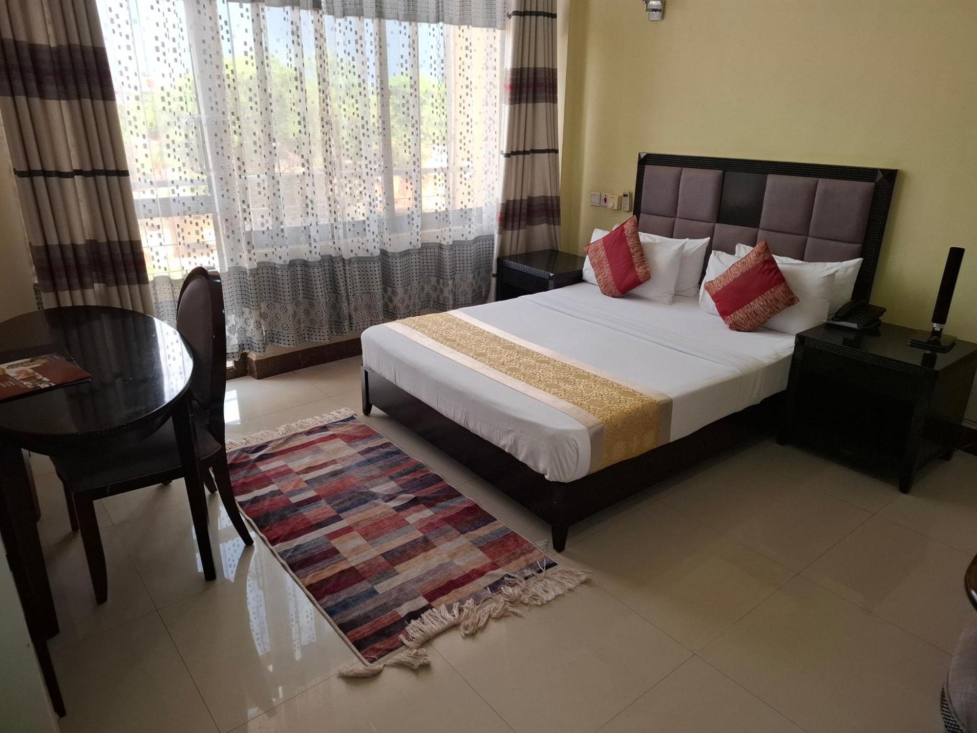 Morogoro Flomi Hotel מראה חיצוני תמונה