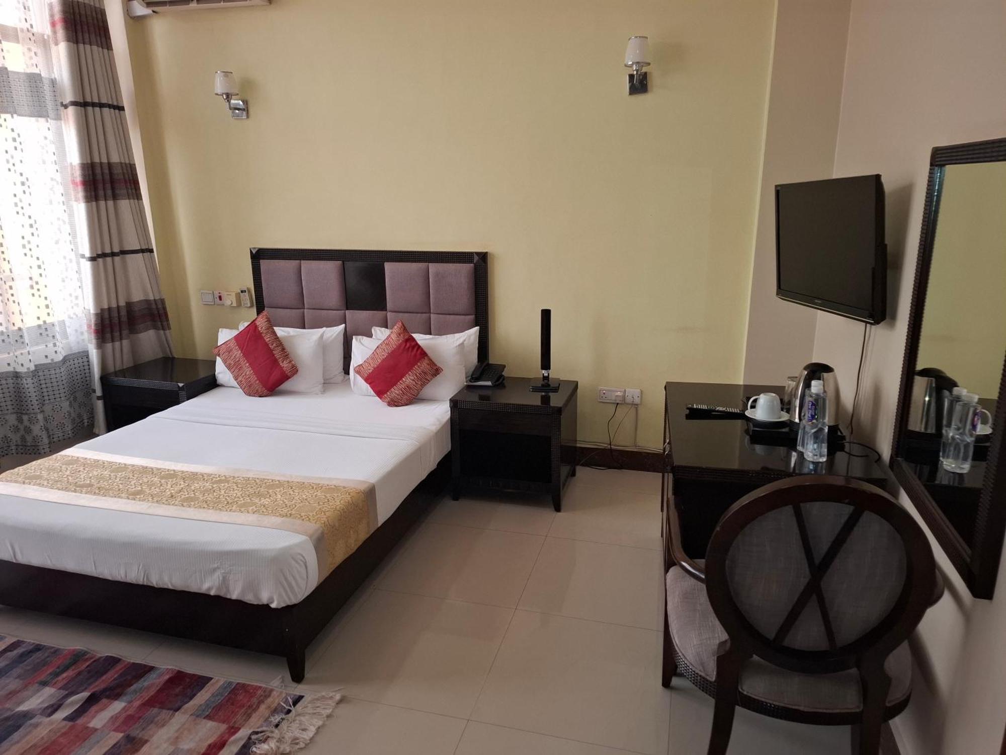 Morogoro Flomi Hotel מראה חיצוני תמונה