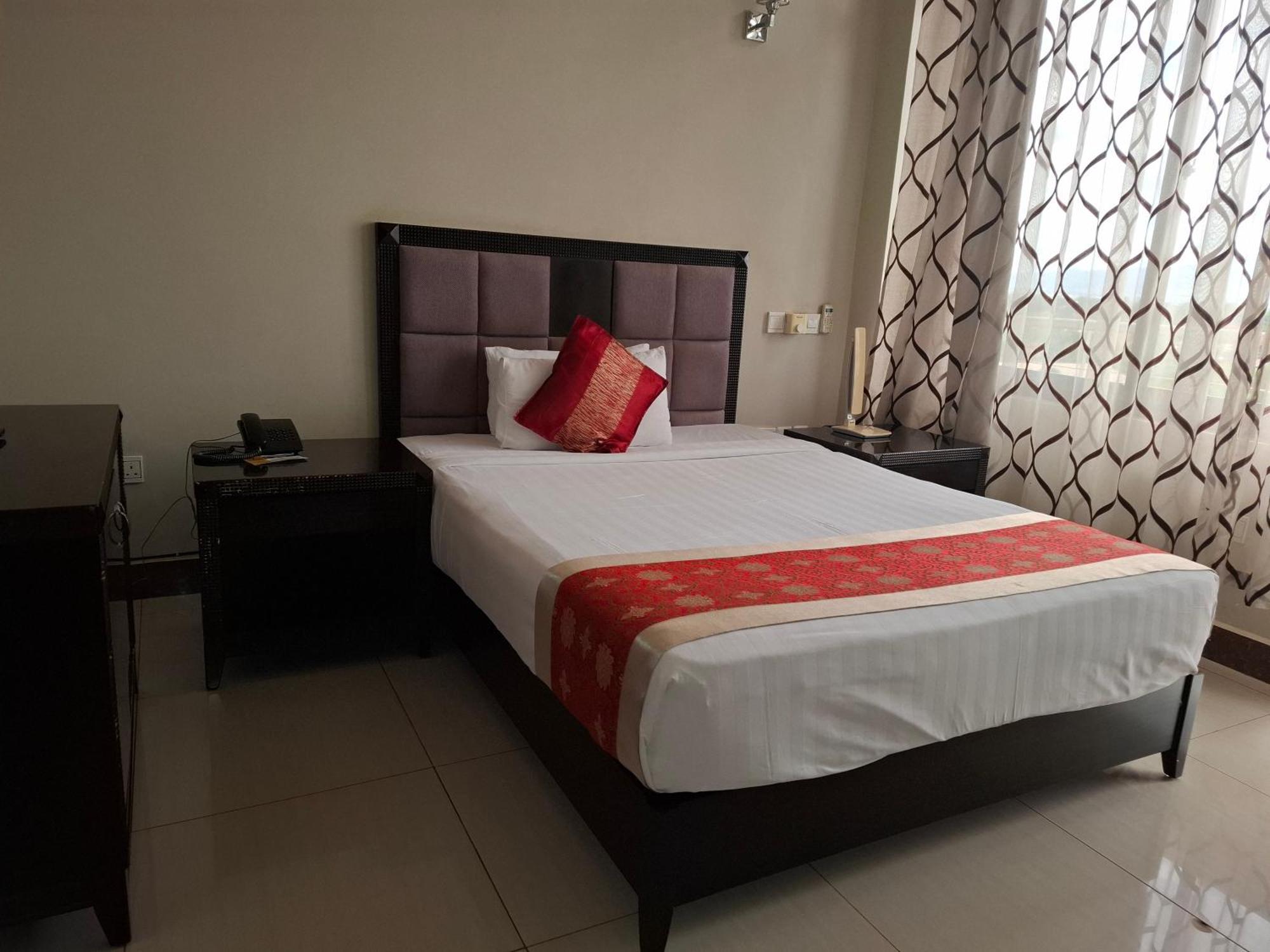 Morogoro Flomi Hotel מראה חיצוני תמונה