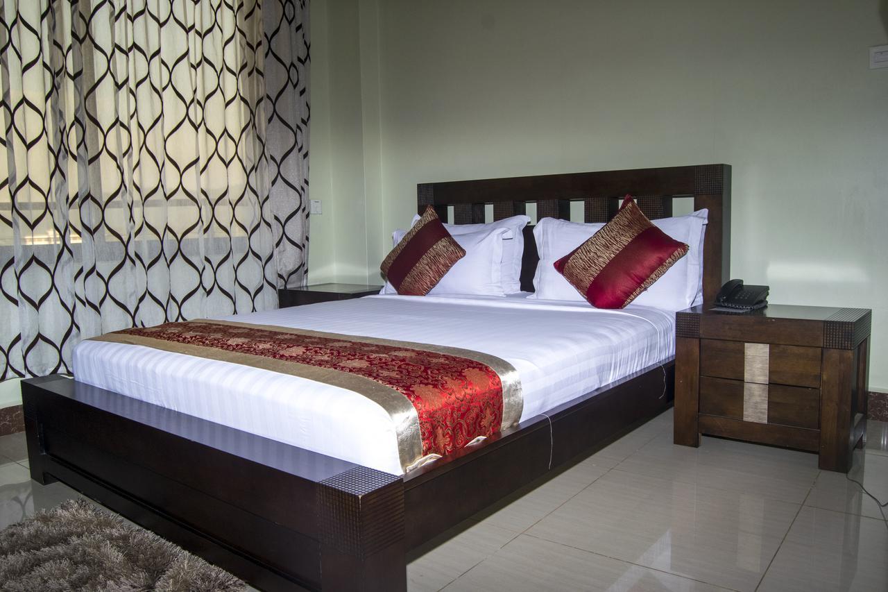Morogoro Flomi Hotel חדר תמונה