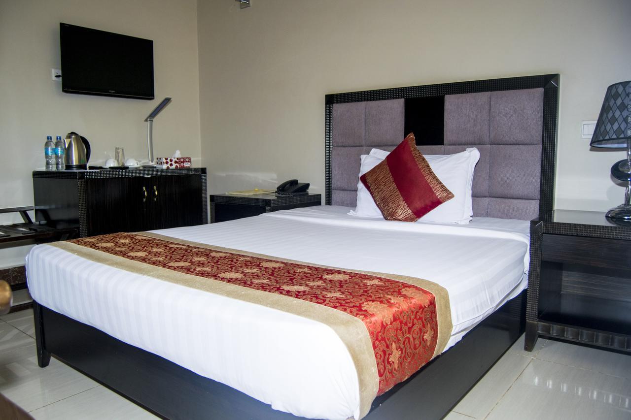 Morogoro Flomi Hotel מראה חיצוני תמונה